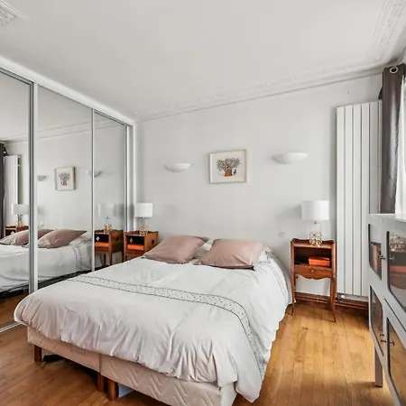 2 Bedrooms Near Galeries Lafayette * Paris